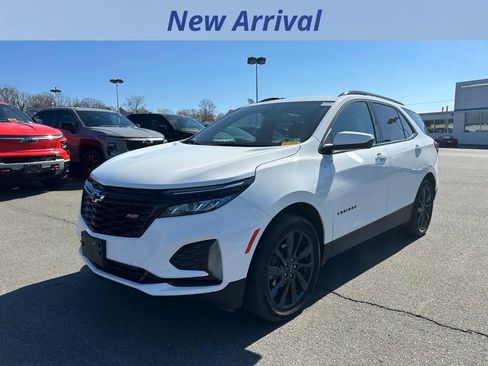 Used 2024 Chevrolet Equinox RS image 1