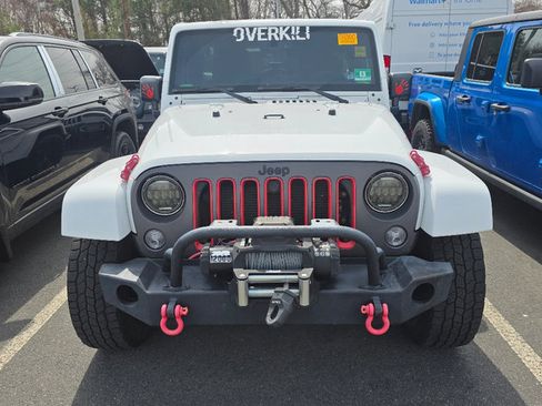 Used 2018 Jeep Wrangler Unlimited Sport image 2