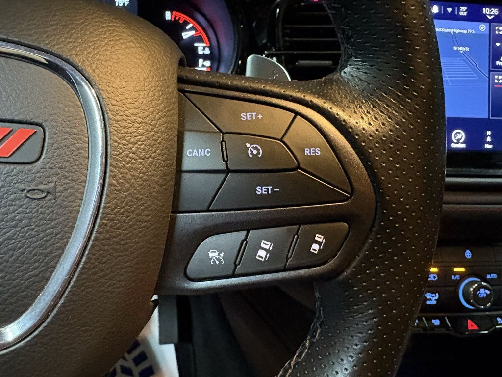 Used 2024 Dodge Durango GT RWD image 17