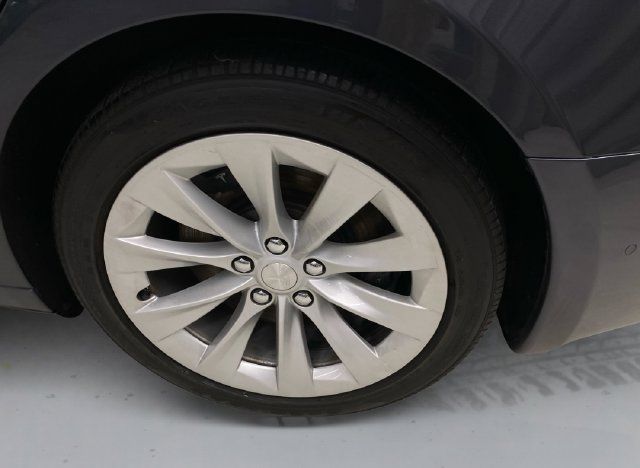 Used 2016 Tesla Model S 75D AWD/4WD image 19