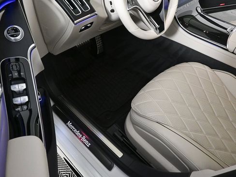 Certified 2023 Mercedes-Benz S 580 4MATIC Sedan image 7