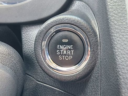 Used 2018 Subaru Forester 2.5i Touring image 15