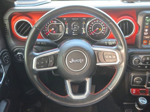 Used 2020 Jeep Gladiator Rubicon AWD/4WD image 18