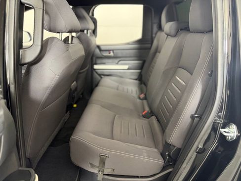 Used 2024 Toyota Tacoma TRD Off-Road image 33