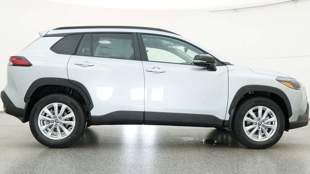 New 2026 Toyota Corolla Cross LE FWD image 30