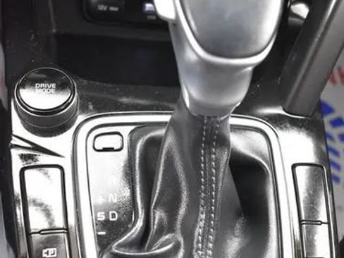 Used 2024 Kia Seltos S FWD image 34