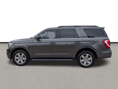 Used 2020 Ford Expedition XLT w/ Equipment Group 202A RWD image 8