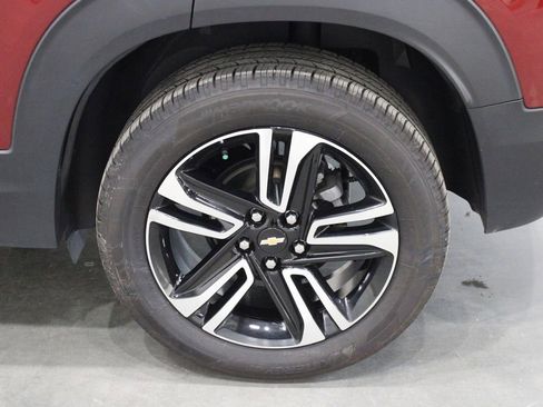 Used 2023 Chevrolet TrailBlazer LT w/ Convenience Package image 40