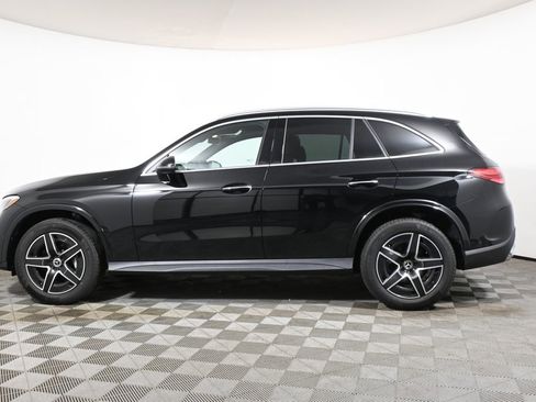 Used 2026 Mercedes-Benz GLC 300 4MATIC image 2