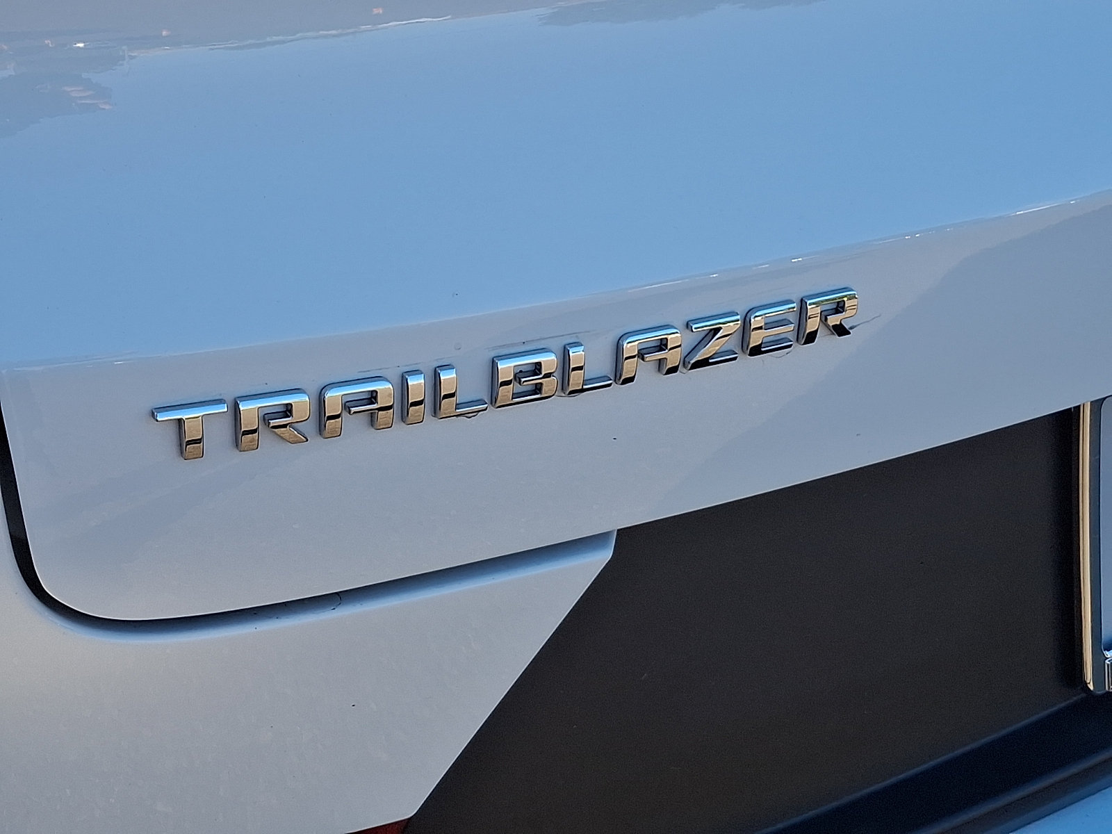 Used 2023 Chevrolet TrailBlazer LT w/ Convenience Package FWD image 32