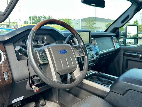 Used 2014 Ford F250 Platinum w/ Snow Plow Prep Package AWD/4WD image 10