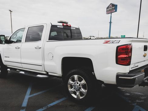 Used 2018 Chevrolet Silverado 2500 LTZ w/ Duramax Plus Package AWD/4WD image 27