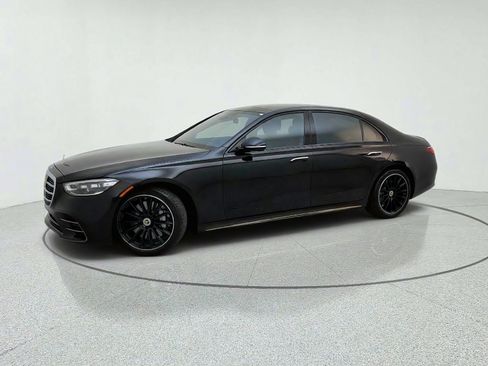 Certified 2025 Mercedes-Benz S 580 4MATIC Sedan image 15