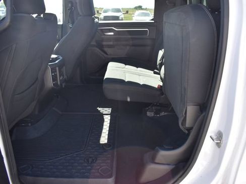 Used 2025 RAM 1500 Big Horn AWD/4WD image 23