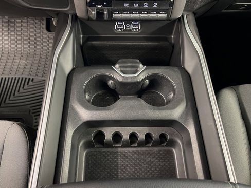 Used 2022 RAM 2500 Big Horn w/ Level C Equiment Group image 15