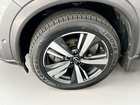 Used 2023 Nissan Rogue SL w/ SL Premium Package AWD/4WD image 11