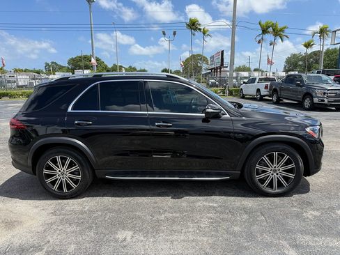 Used 2025 Mercedes-Benz GLE 450 4MATIC image 9