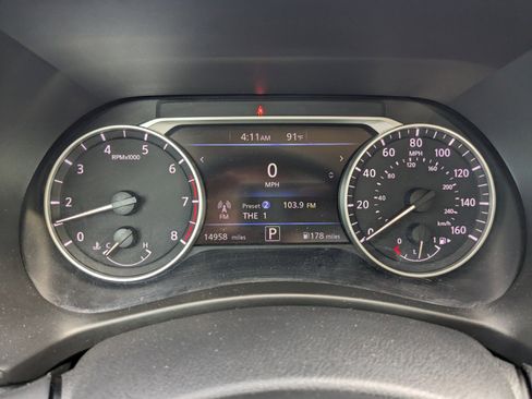 Used 2023 Nissan Sentra SV image 23