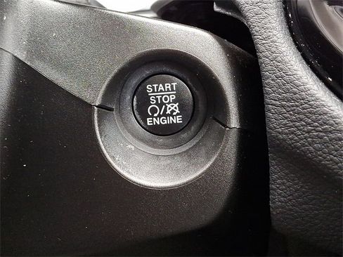 Used 2020 Jeep Compass Limited image 26