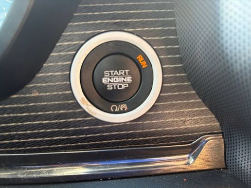 Used 2020 RAM 1500 Limited RWD image 24