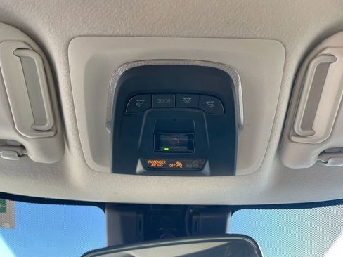 Used 2023 Toyota Corolla LE image 23