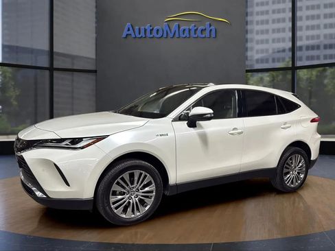 Used 2021 Toyota Venza Limited image 5