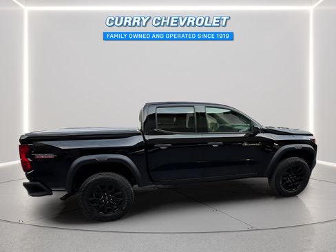 Used 2023 Chevrolet Colorado Trail Boss w/ Technology Package AWD/4WD image 14