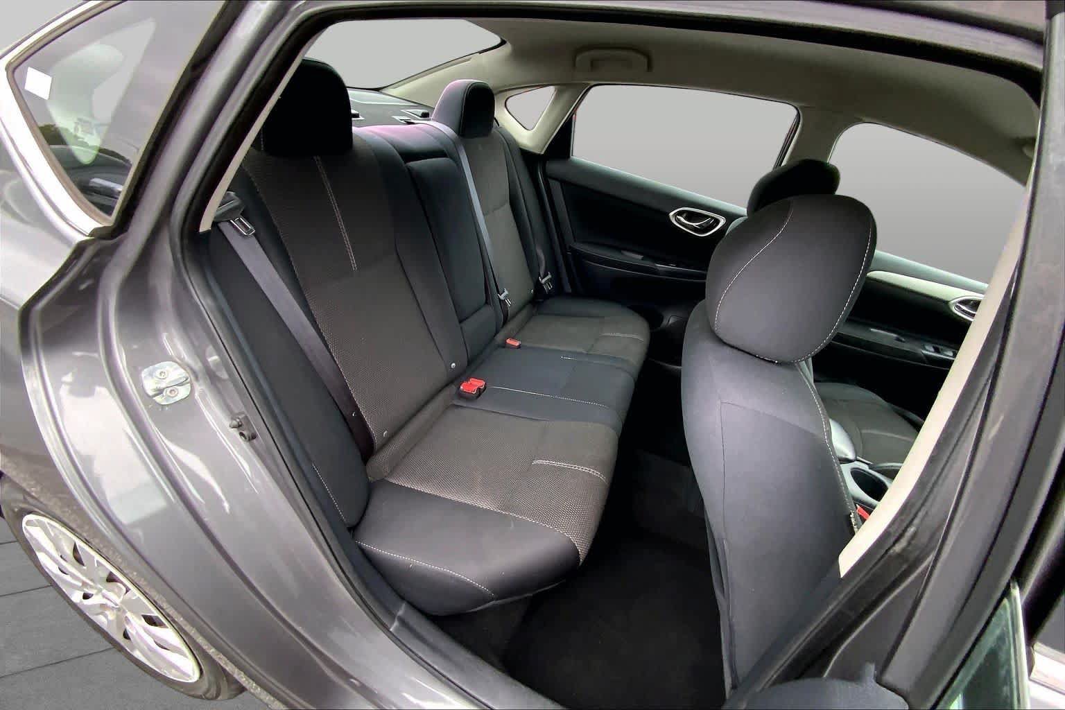 Used 2015 Nissan Sentra S FWD image 17