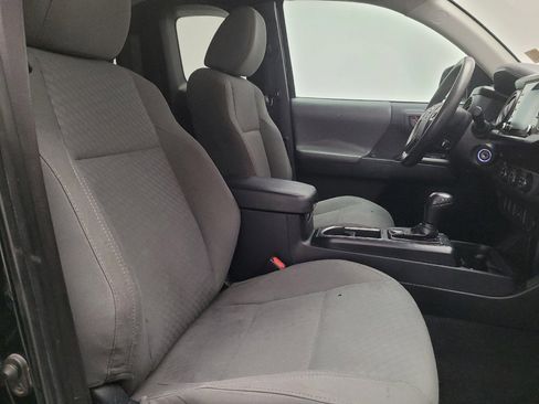 Used 2020 Toyota Tacoma SR w/ SR Convenience Package RWD image 21