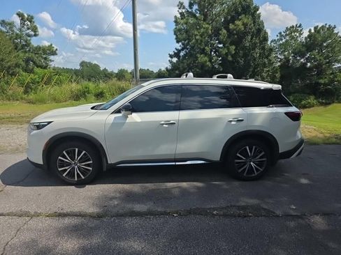 Certified 2024 INFINITI QX60 Sensory w/ Vision Package AWD/4WD image 9