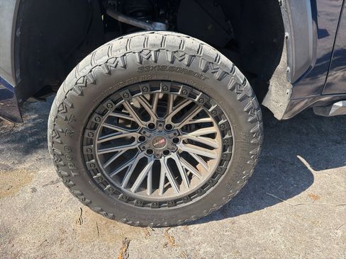 Used 2022 Toyota Tundra SR5 image 4