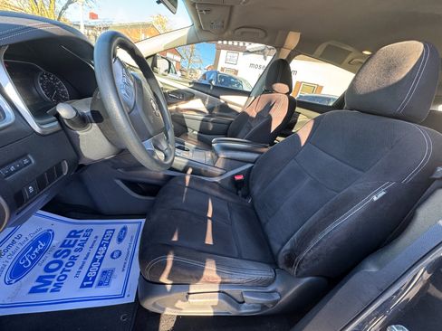 Used 2016 Nissan Murano S image 9