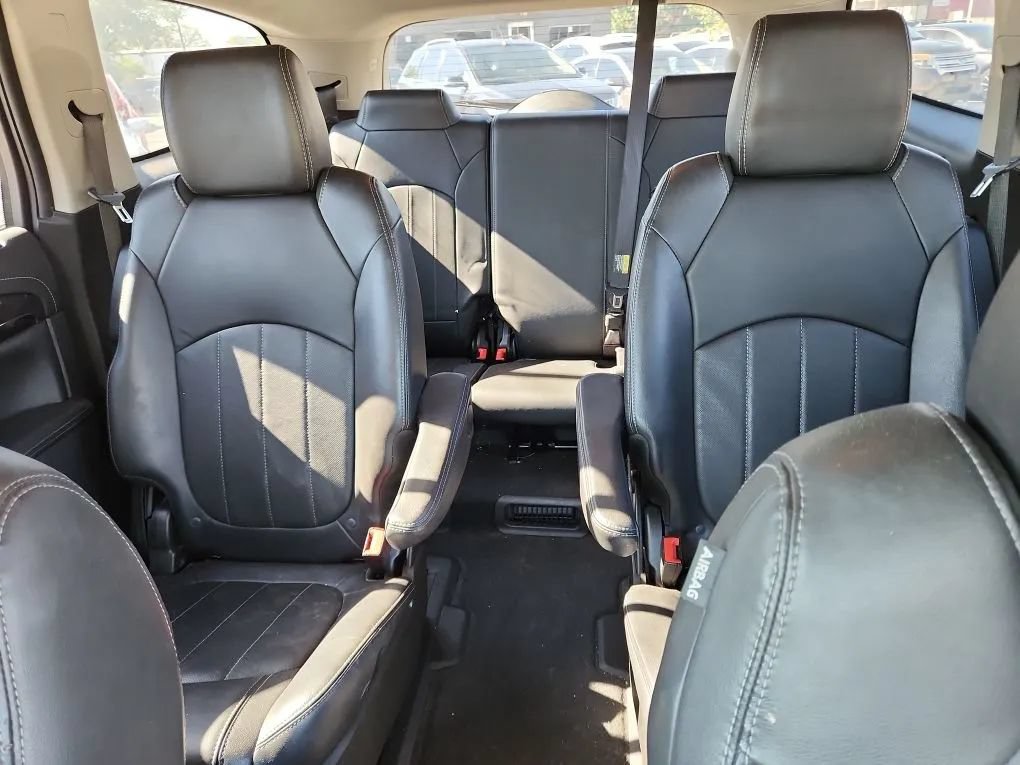 Used 2017 Buick Enclave Premium FWD image 9