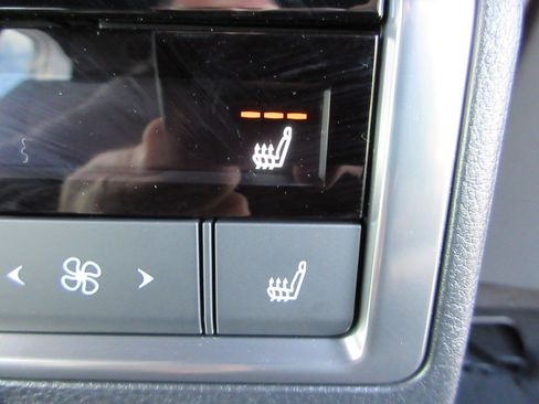 Used 2026 Lexus GX 550 w/ Cold Area Package AWD/4WD image 26