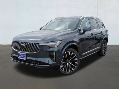 New 2026 Volvo XC90 B6 Plus w/ Protection Package Premier