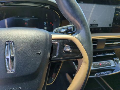 Used 2023 Lincoln Corsair Reserve w/ Equipment Group 201A AWD/4WD image 27