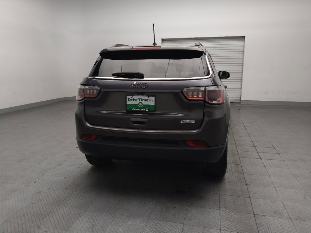 Used 2018 Jeep Compass Latitude FWD image 7