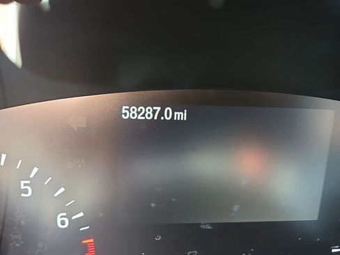 Used 2020 Ford Escape SE image 17