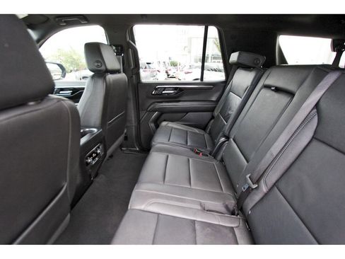 Used 2025 Chevrolet Tahoe Z71 AWD/4WD image 9