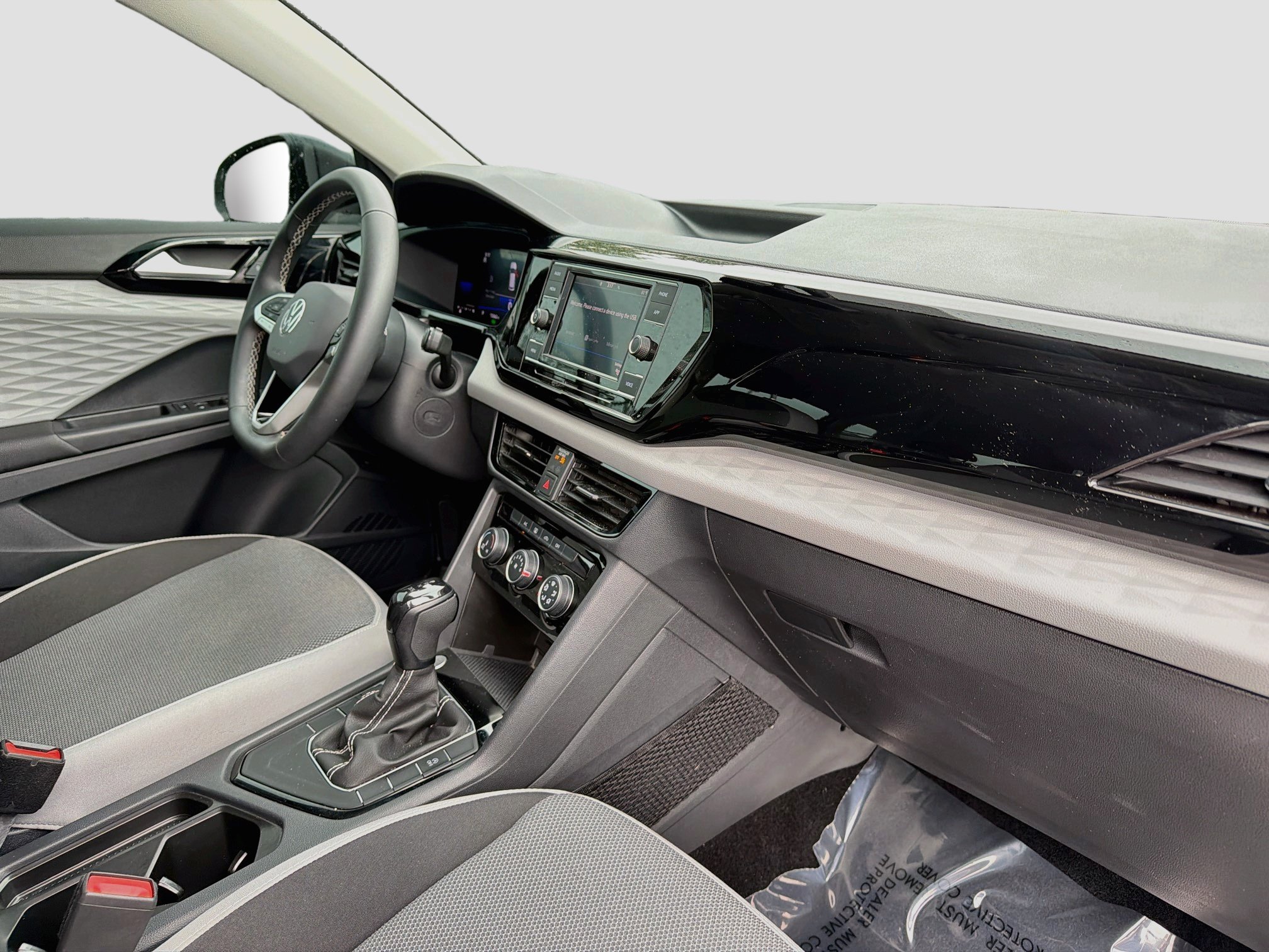 Used 2023 Volkswagen Taos S FWD image 13
