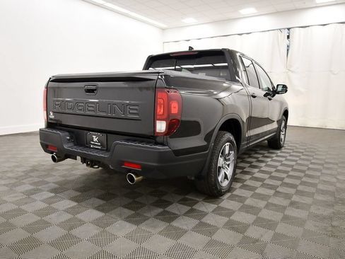 Certified 2025 Honda Ridgeline RTL image 8