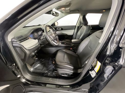 Used 2022 Jeep Compass Limited AWD/4WD image 19