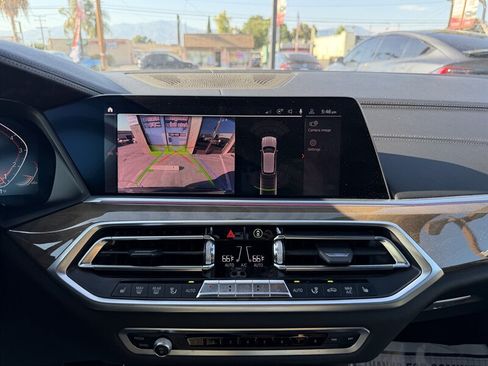 Used 2019 BMW X5 xDrive40i AWD/4WD image 16