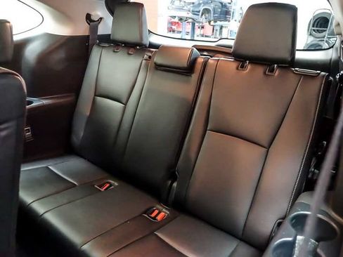 Used 2022 Toyota Highlander Limited AWD/4WD image 13