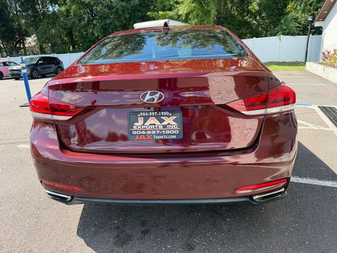 Used 2016 Hyundai Genesis 3.8 RWD image 12