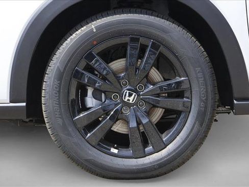 New 2026 Honda HR-V Sport image 9