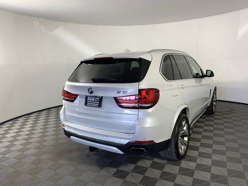 Used 2017 BMW X5 xDrive50i image 3