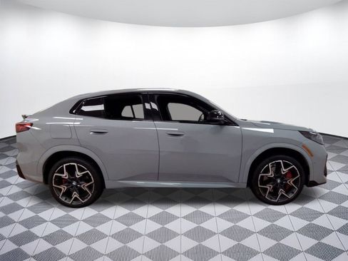 Used 2025 BMW X2 M35i w/ Premium Package image 7