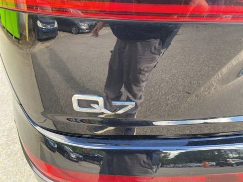 Used 2017 Audi Q7 3.0T Prestige AWD/4WD image 15