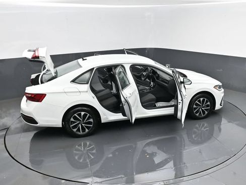 Used 2025 Volkswagen Jetta S FWD image 24